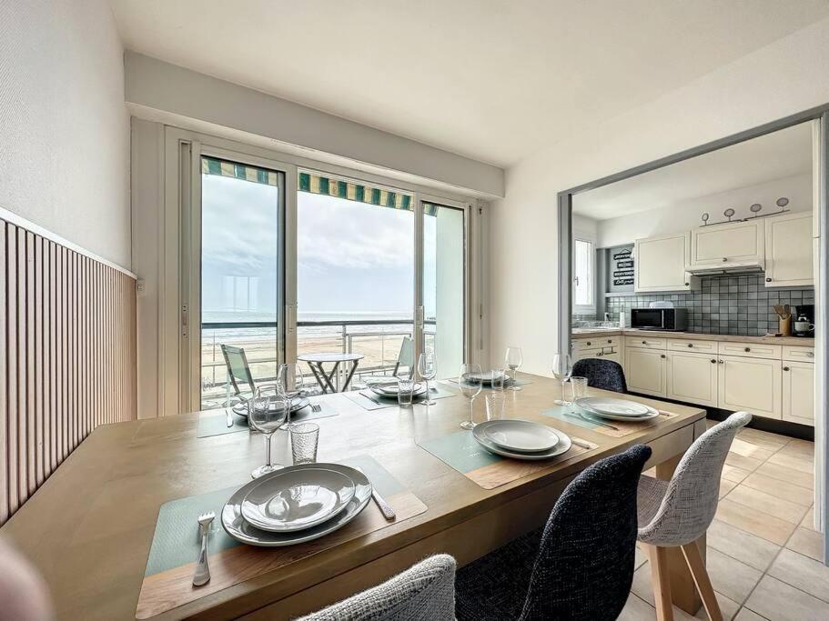Bord De Mer Vue Panoramique Avec Parking Prive サン・ジャン·ド・モン エクステリア 写真