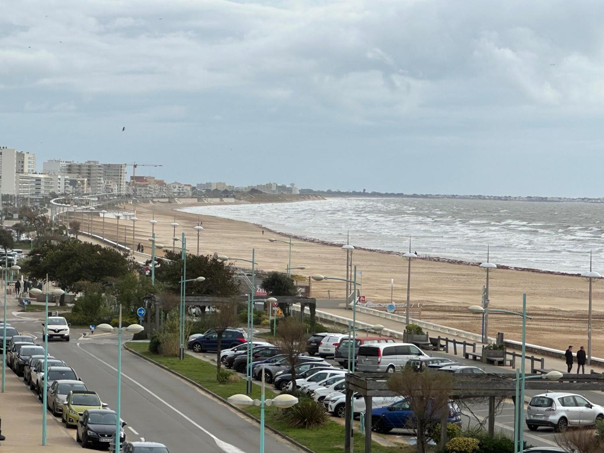 Bord De Mer Vue Panoramique Avec Parking Prive サン・ジャン·ド・モン エクステリア 写真